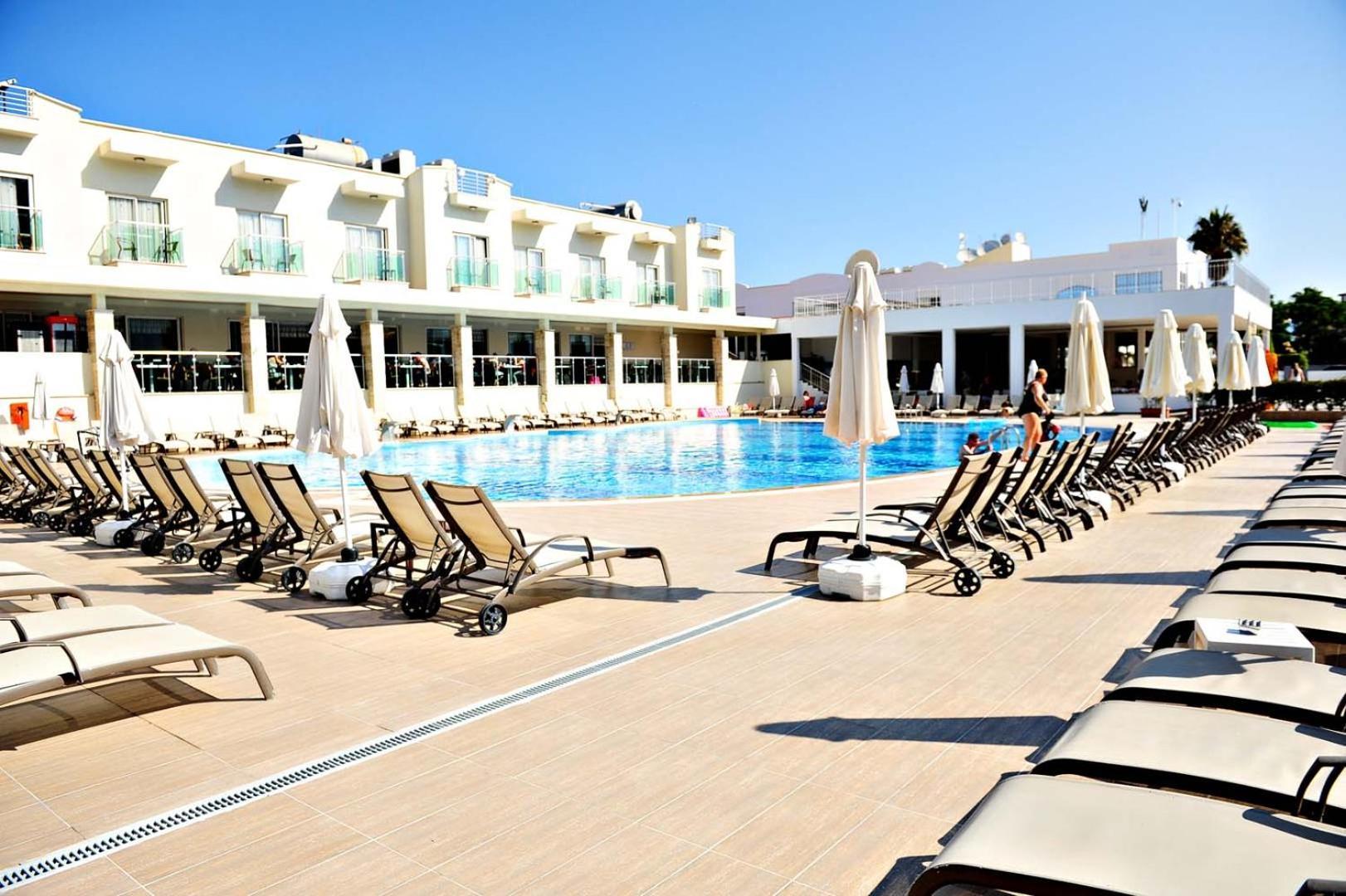 Dream Family Club Hotel Side Bagian luar foto